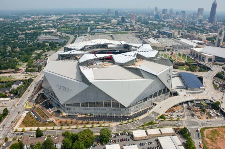 The Top Bars and Restaurants near Mercedes-Benz Stadium for Pre-game
